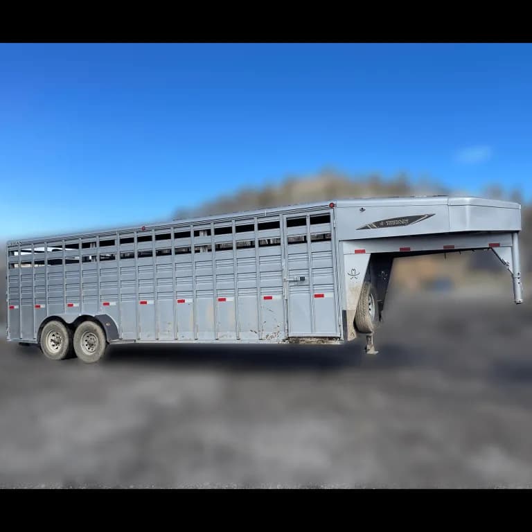 24ft Livestock Trailer