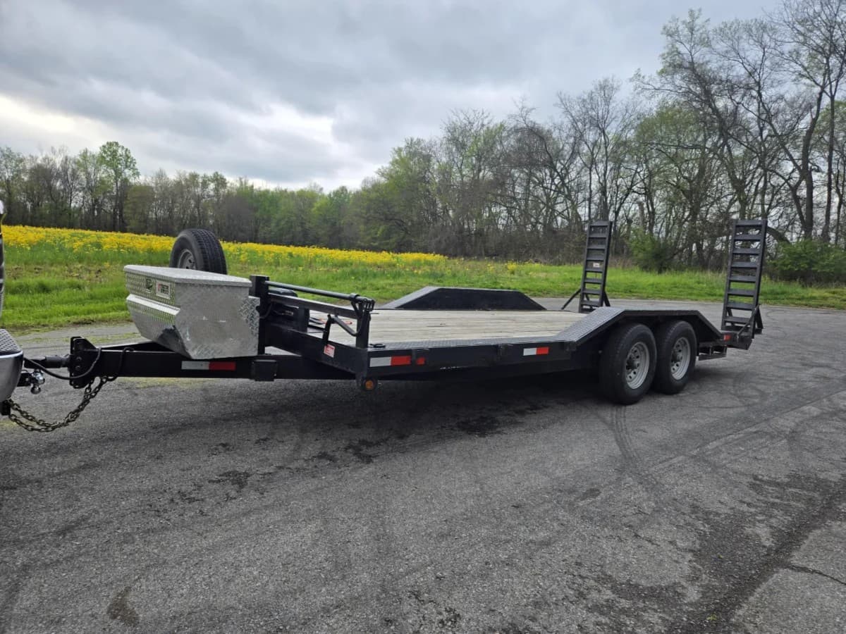 8.5' x 20' Car Hauler Trailer