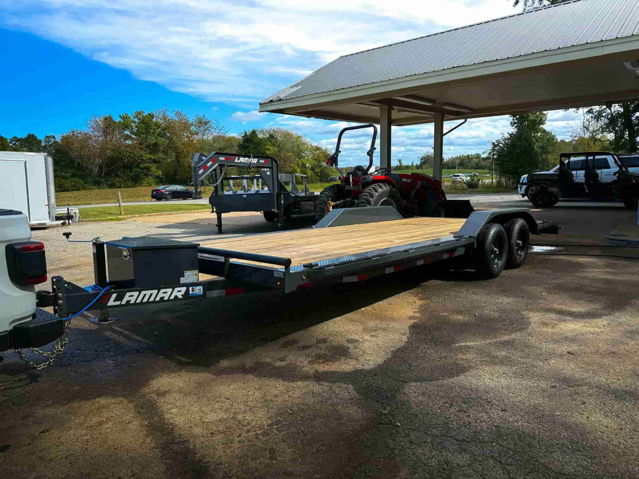 22' Car Hauler w/ Drive Over Fenders