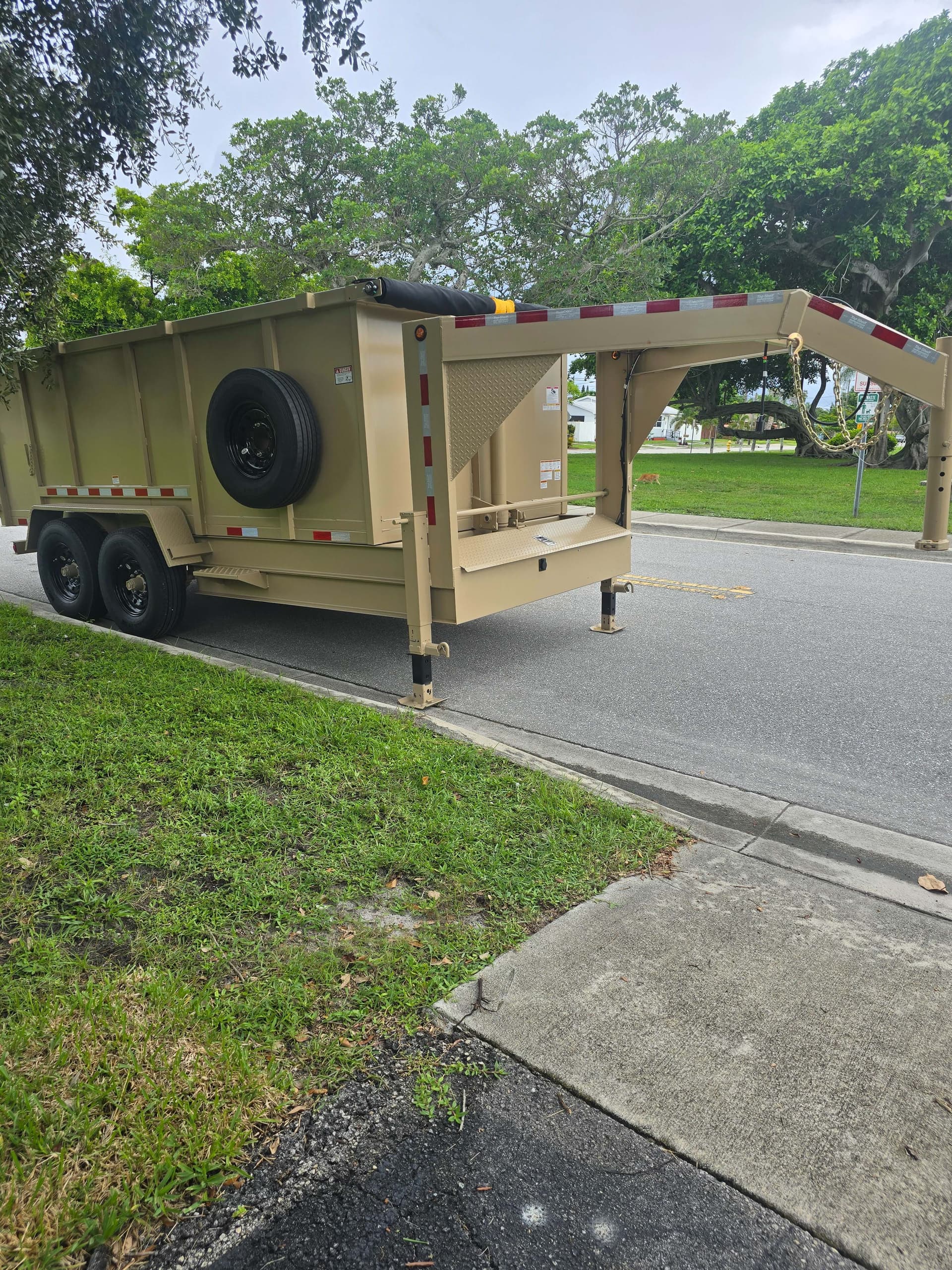 7' x 14' Dump Trailer