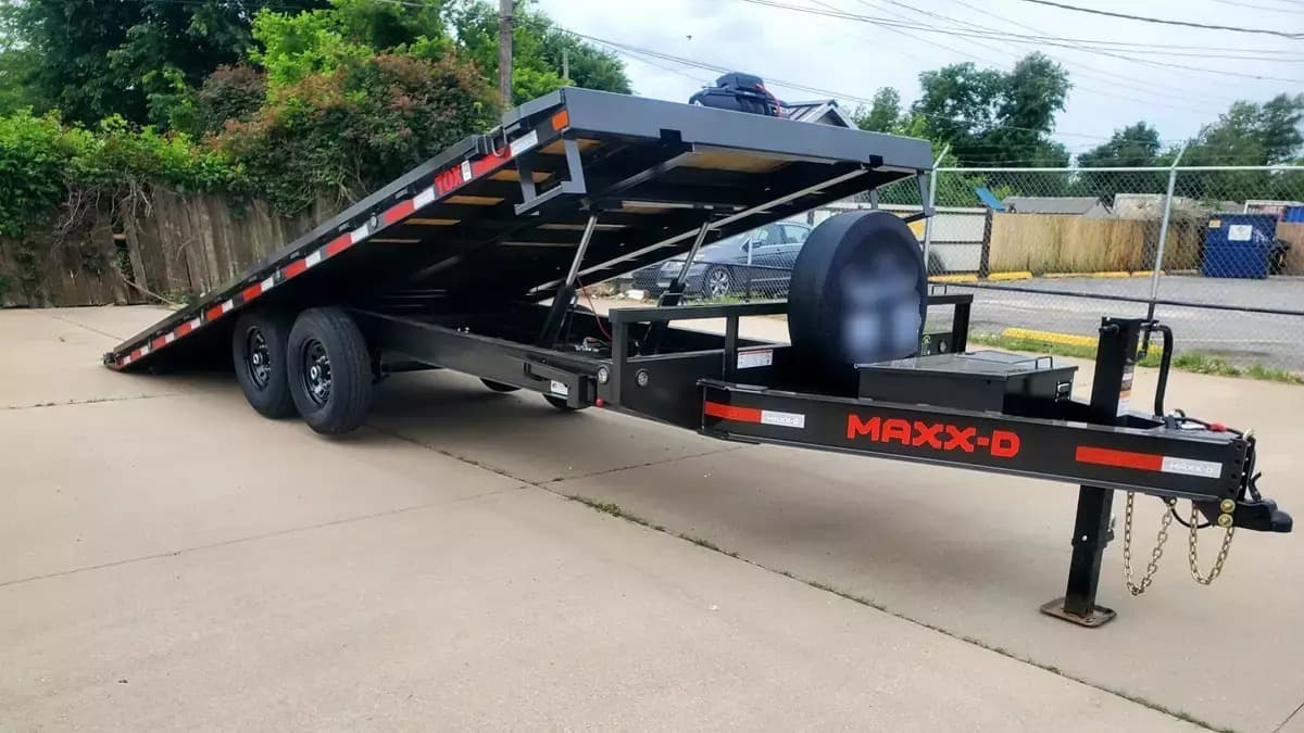 22ft Tilt Trailer