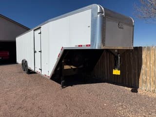 32ft Enclosed Gooseneck Trailer