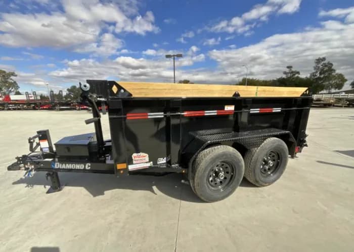 6.5' x 10' Dump Trailer