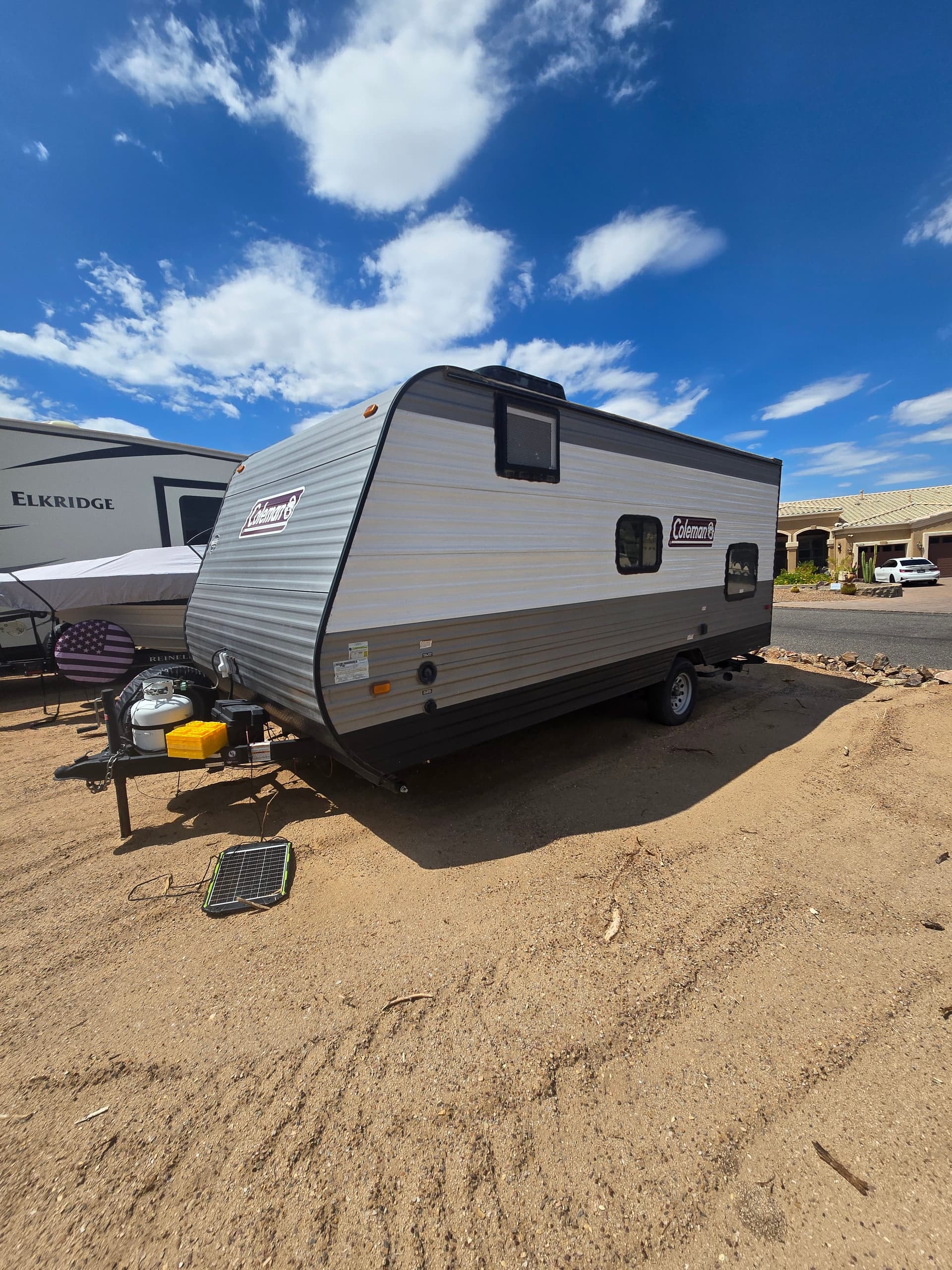 21ft Coleman Lantern Travel Trailer