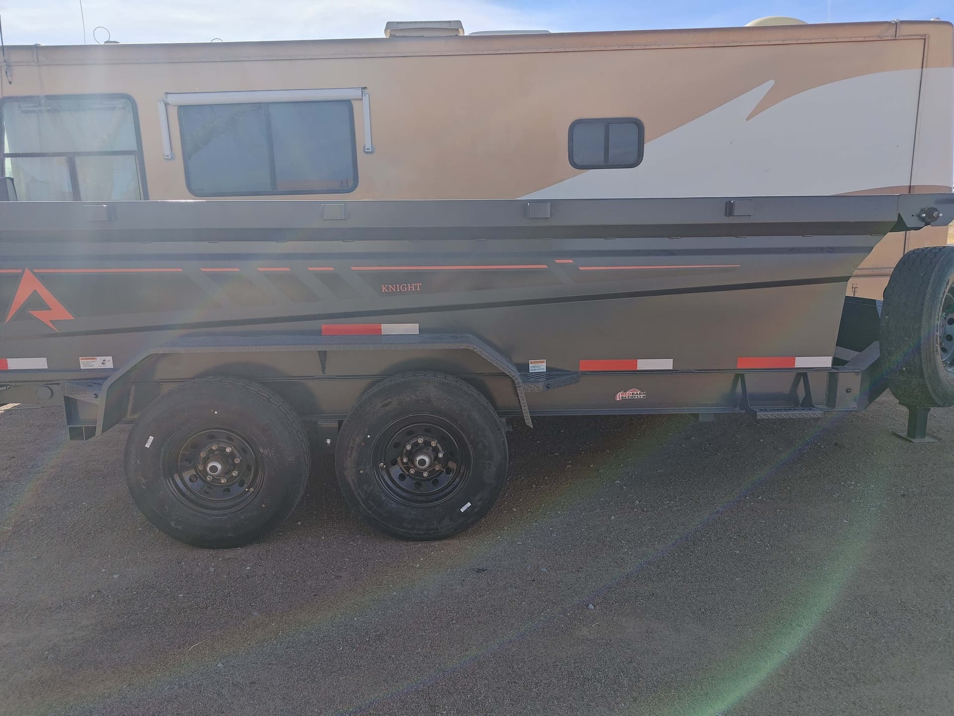 83" x 14' Dump Trailer