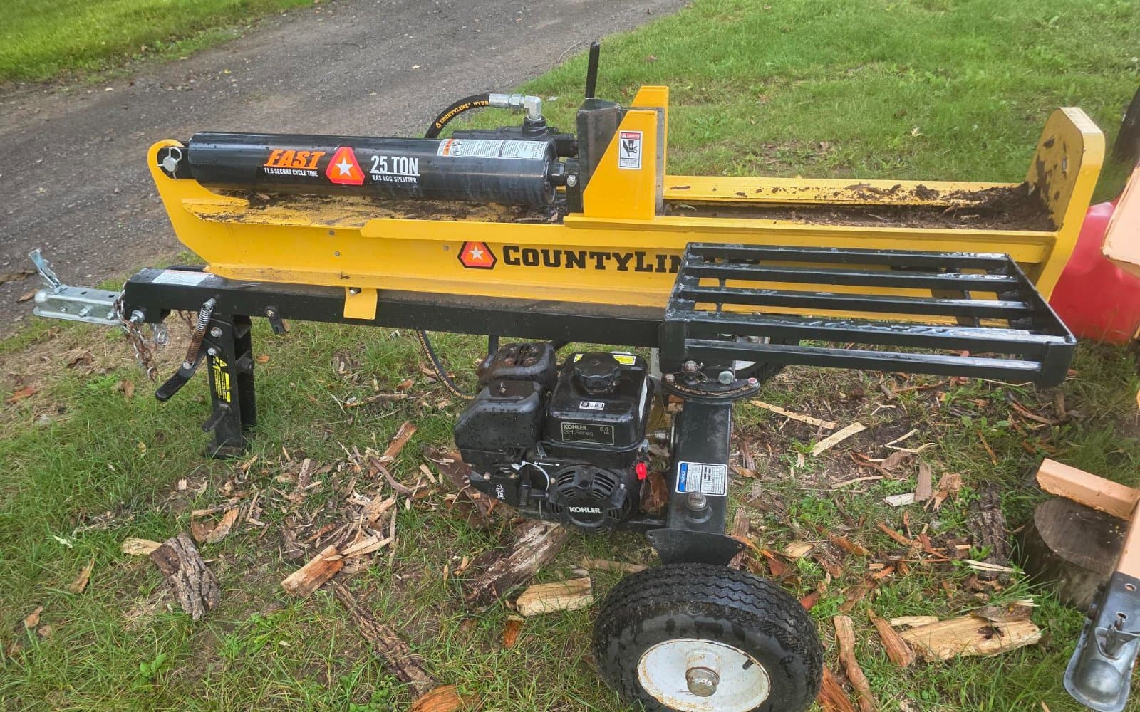 25 Ton Log Splitter