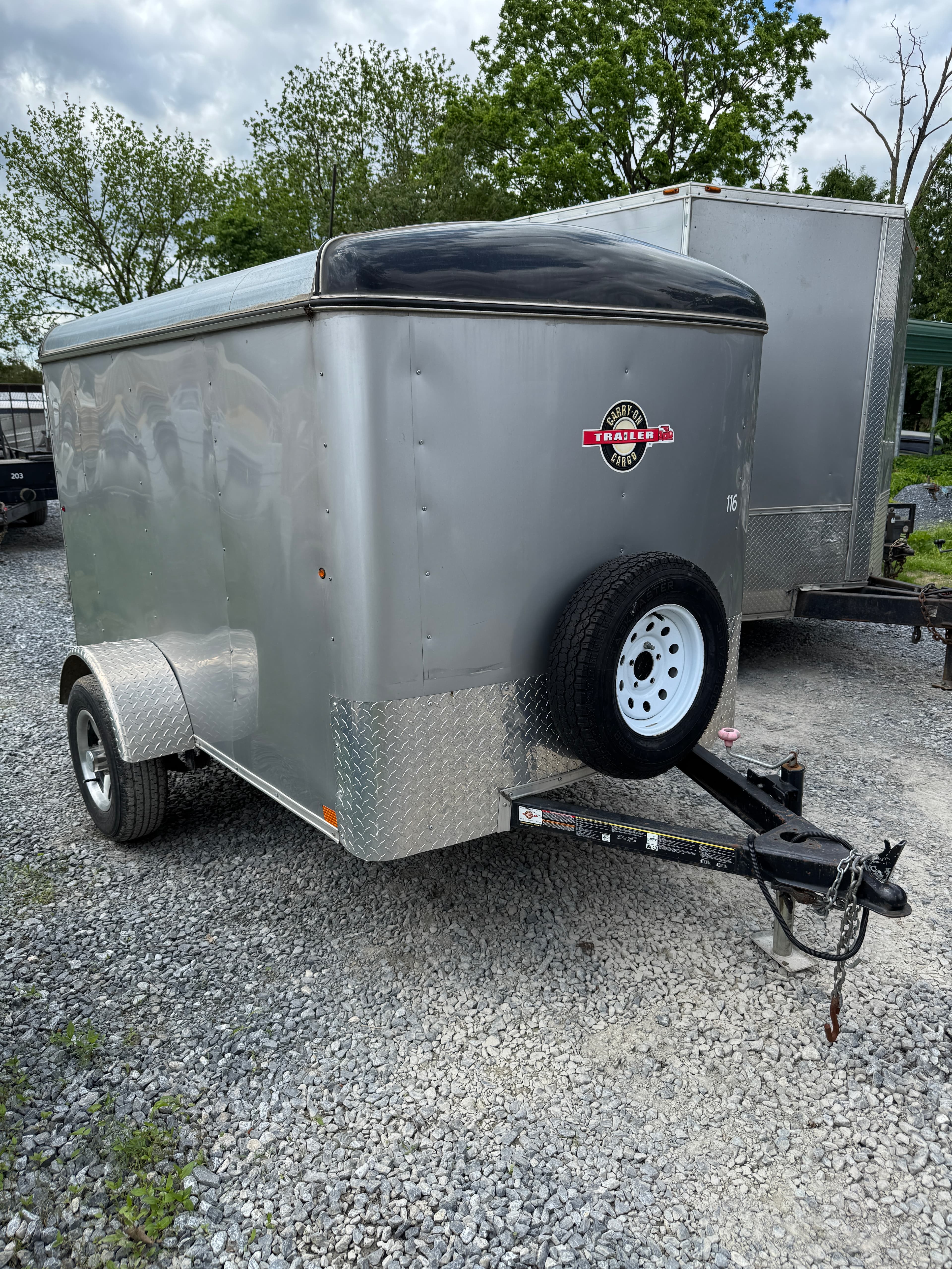 5x8ft Enclosed Cargo