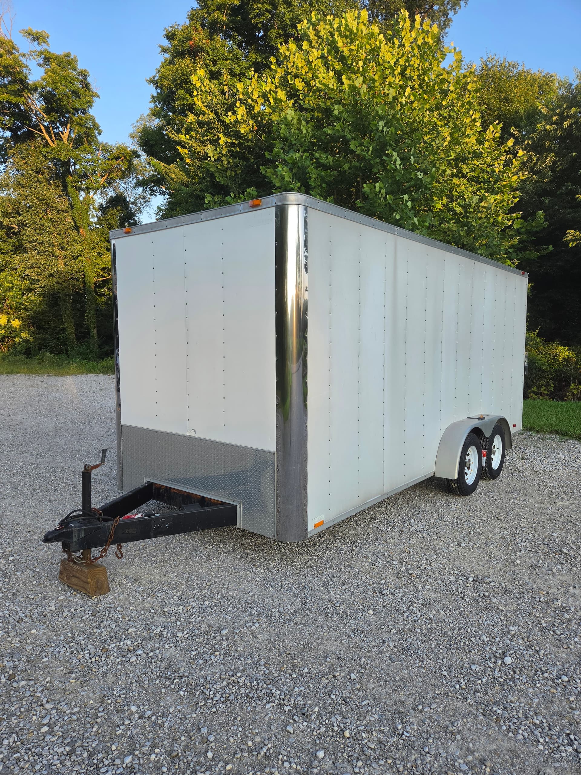 2004 Continental Cargo enclosed
